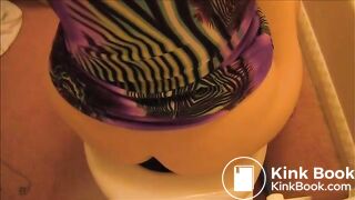 Fart and poop - video 19