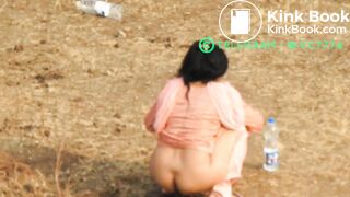 Hot desi girl shitting