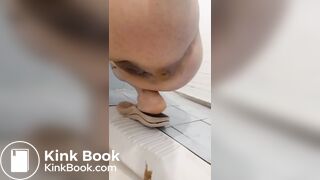 Shitting iranian milf