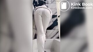Diarrhea in white pants - video 2