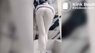 Diarrhea in white pants - video 2