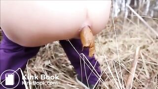 Outdoor pooping - video 15