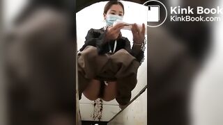 PEEPING AT CHINESE GIRLS USING THE RESTROOM.video-046