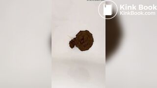 sexy pregnant milf pushes a stinky dump in her bathtub