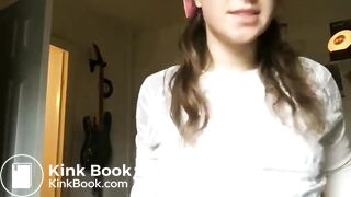 Hot Young Amateur Strips And Shits