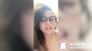 Cewek live berak 1