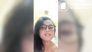 Cewek live berak 1