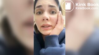 Girl pooping - video 686