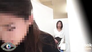 [EE_367] 公共トイレ盗撮 ふんばり中にまさか…! オープンドアうんこ