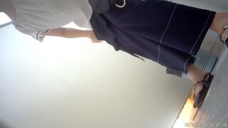 PEEPING AT CHINESE GIRLS USING THE RESTROOM.ZZA_96