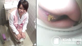 GH DOLK 02 02: Voyeurism in the company with female office workers. Awkward excretions in the toilet.