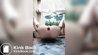 Pooping in weird positions