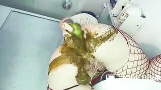 Shitty dildo - video 66