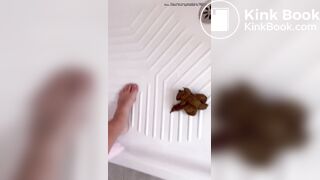 fit girl with a bubblebutt dumps a big load in shower