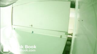 PEEPING AT CHINESE GIRLS USING THE RESTROOM.ZZA_162