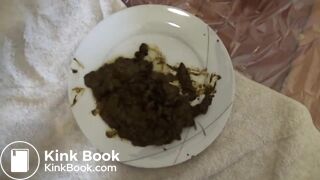 stylish mistress feeds her toilet slave