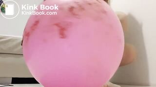 Big poop in pink panties - video 2