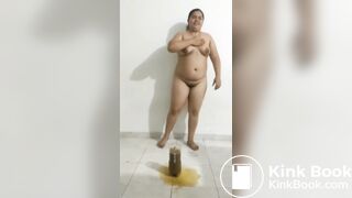 Girls Dirty Scat Play