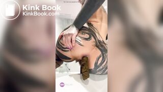 Hot tattooed ass girl shitting a big turd