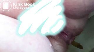 Chubby milf shitting