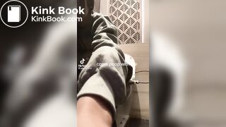 Chinese girl pooping selfie