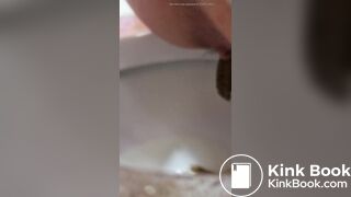 girl with very hairy pussy pooping and farting