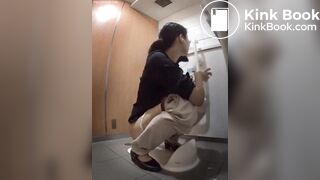 japanese toilet diarrhea 1