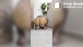 Colombian girl masturbating and pooping