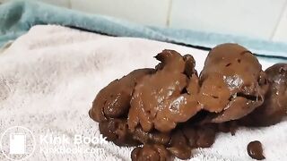 Young scat slut yoga pose pooping