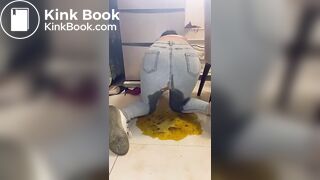D7 Asian Girl Making Diarrhea in Her Jean