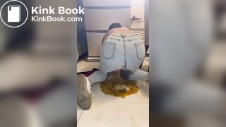 D7 Asian Girl Making Diarrhea in Her Jean