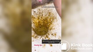 EPIC DIARRHEA explotions.. Damn - video 2