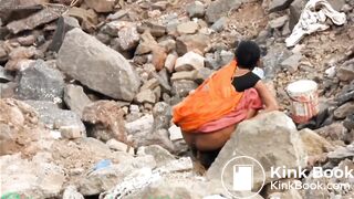 Desi saree shitting nice (good quality)