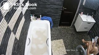 Voyeur Girls pooping/peeing on toilet