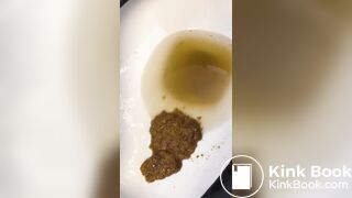 Ebony poops - video 3