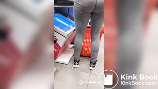 Sexy poop public