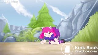 girl diaper poop - video 3