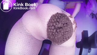 Jiggly girl shits in fishnets