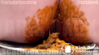 @SCATDARK SHITTING IN A PLATE