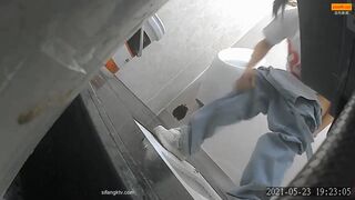 Chinese girl pooping - video 235