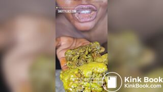 Ebony EATING her POOP - Shithole Drilling ASS TO MOUTH