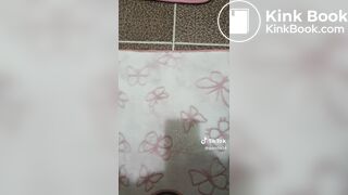tiktok poop - video 6