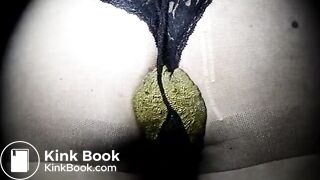 short but very hot poop in her pantyhose