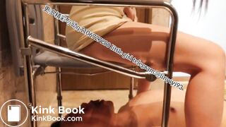 Beautiful women pooping in the toilet 52