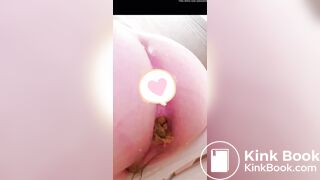 Girlfriend Huge Pooping