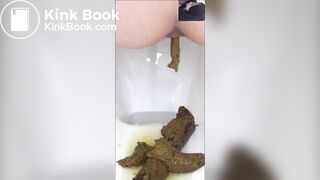 Japanese Woman - Very Big Turd