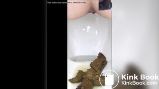 Japanese Woman - Very Big Turd