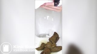 Japanese Woman - Very Big Turd