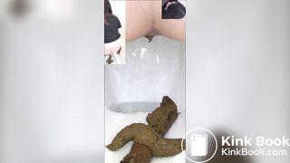 Japanese Woman - Very Big Turd