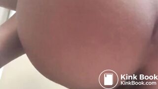 Ebony Shitting - video 19